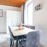 Coy - Comfortable & Work Smart