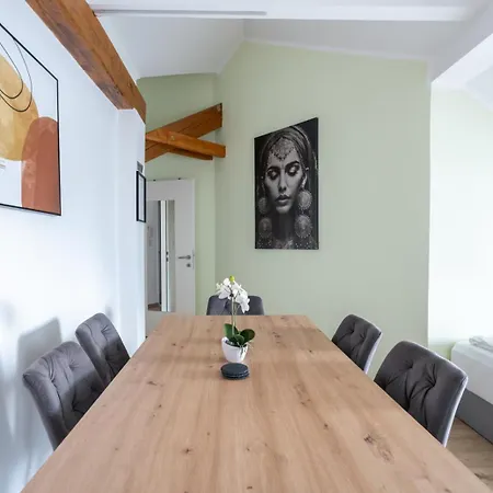 Coy Leoben - Comfortable & Work Smart Apartment