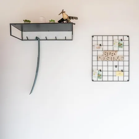 Coy - Comfortable & Work Smart Apartman