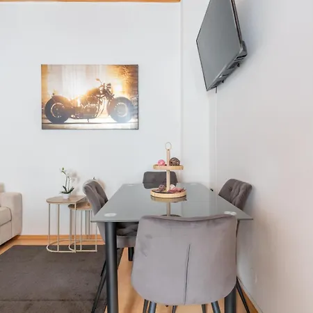 Apartamento Coy - Comfortable & Work Smart *