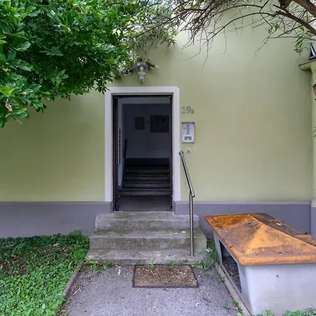 Coy - Comfortable & Work Smart Apartman Leoben