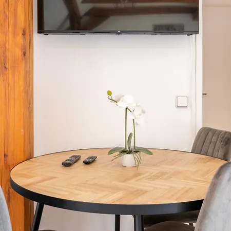 Coy - Comfortable & Work Smart Apartament Leoben (Styria)
