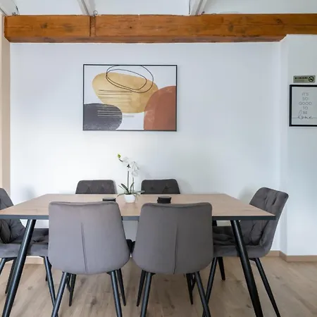Apartamento Coy - Comfortable & Work Smart