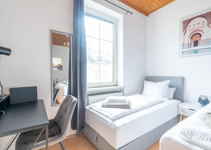 Coy - Comfortable & Work Smart *